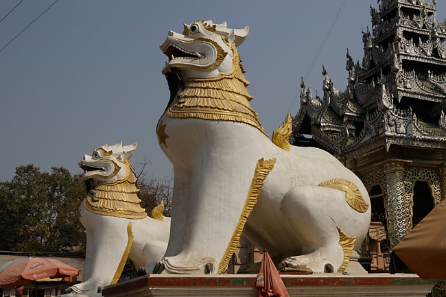 Mandalay-Bouddha Mahamuni-011